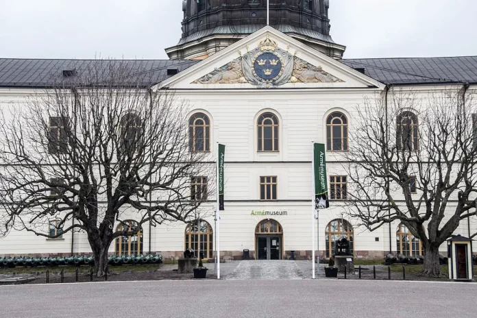 The entrance of the Army Museum in Stockholm. Photo: I99pema (CC BY-SA 3.0)