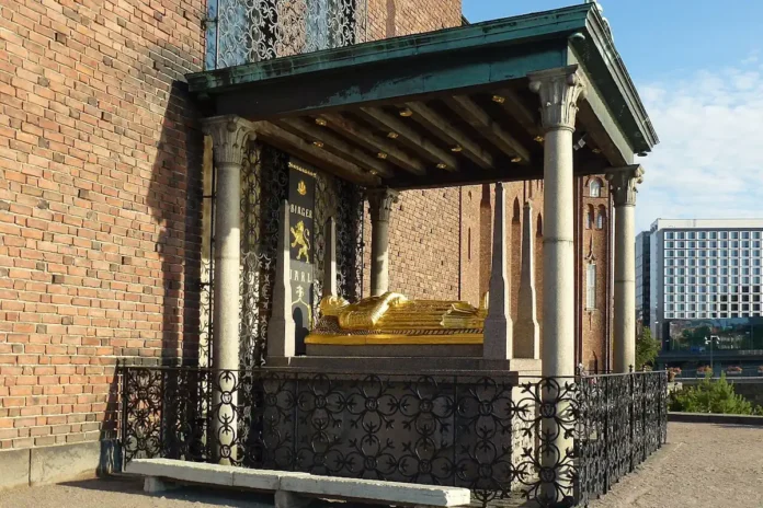 Birger Jarl's cenotaph at the City Hall in central Stockholm. Photo: Holger.Ellgaard (CC BY-SA 3.0)