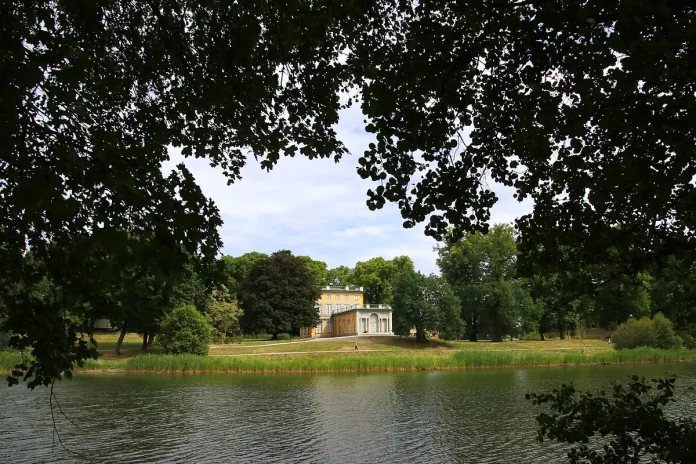 View from Hagaparken and the Gustav III's Pavilion outside Stockholm. Photo: Guillaume Baviere (CC BY-SA 2.0)