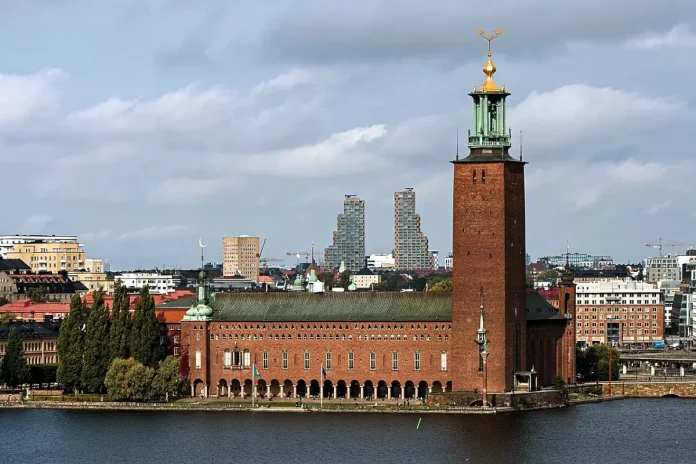 Stockholm City Hall seen from Monteliusvägen in 2023. Photo: ThibautRe (CC BY-SA 4.0)