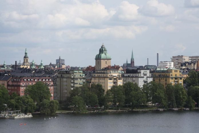 Norr Mälarstrand's waterfront promenade, Stockholm.