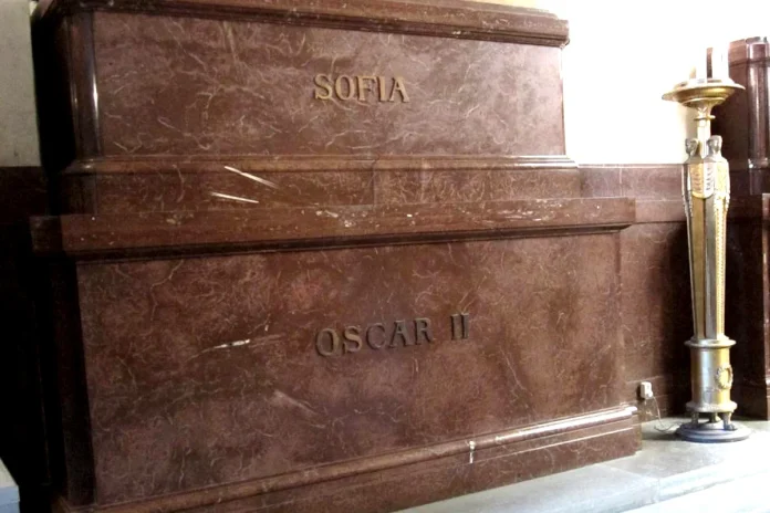 The sarcophagi of King Oscar II (1829-1907) and Queen Sofia in Riddarholmen Church. Photo: Jacob Truedson Demitz for Ristesson/Public domain.