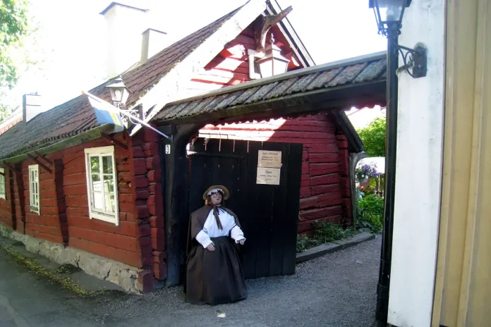 Tant Bruns Kaffestuga (Aunt Brun's Coffee Cottage) in Sigtuna is housed in a house from the 17th century. Photo: Bysmon (CC BY-SA 4.0)