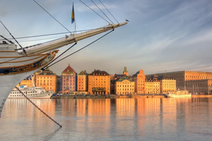 Skeppsbron in Stockholm, captured in the early morning sun. Photo: Michael Caven (CC BY 2.0)