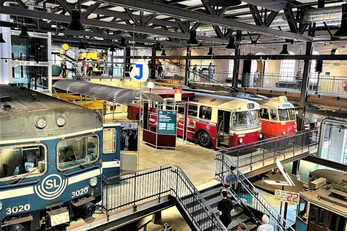 Stockholm Transport Museum. Parts of the vehicle exhibition. Photo: Sinikka Halme (CC BY-SA 4.0)