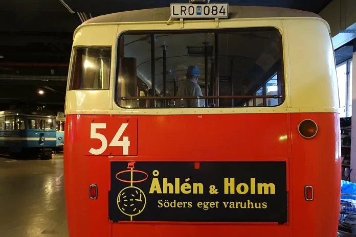 Åhlén & Holm bus advertisement from the 1940s, at the Stockholm Transport Museum.