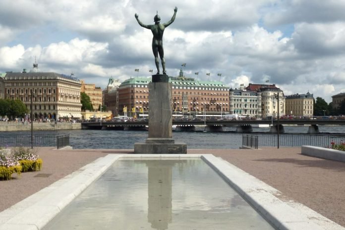 The statue 'Solsångaren' by Carl Milles on Strömparterren in Stockholm. Photo: Holger.Ellgaard (CC BY-SA 3.0).