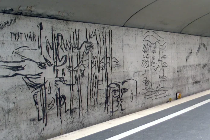 "Engravings in concrete" at Östermalmstorg subway station. Photo: Jonas Bergsten (Public Domain)