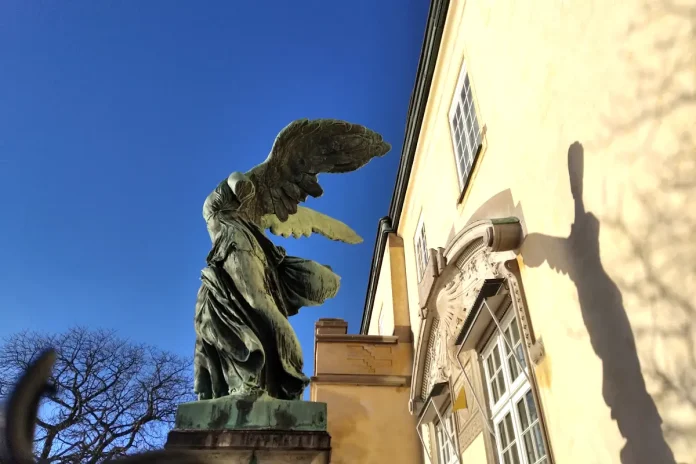 Bronze sculpture of the ancient 'Nike of Samothrace. © StockholmMuseum.com